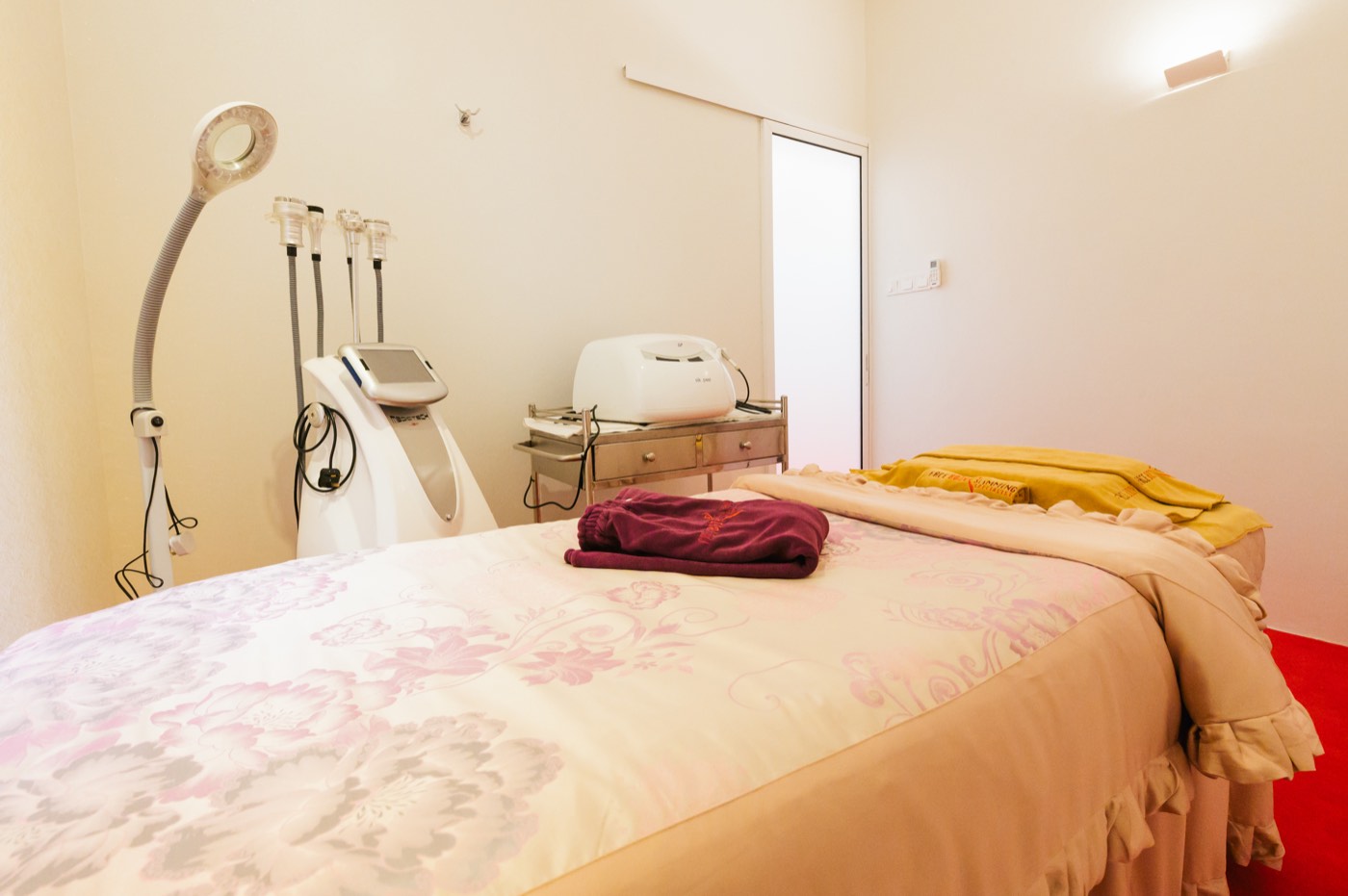 Traditional body-care room